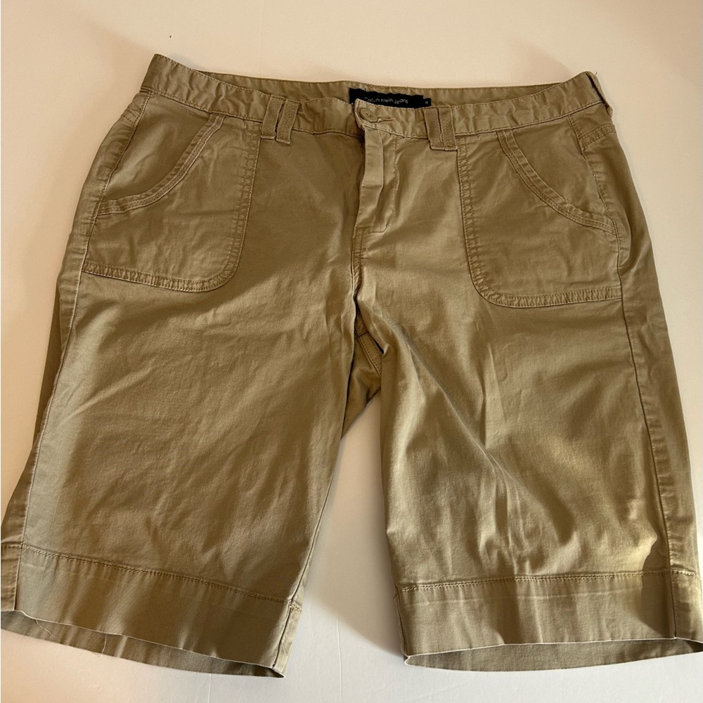 Calvin Klein Jeans Women's Khaki Bermudas